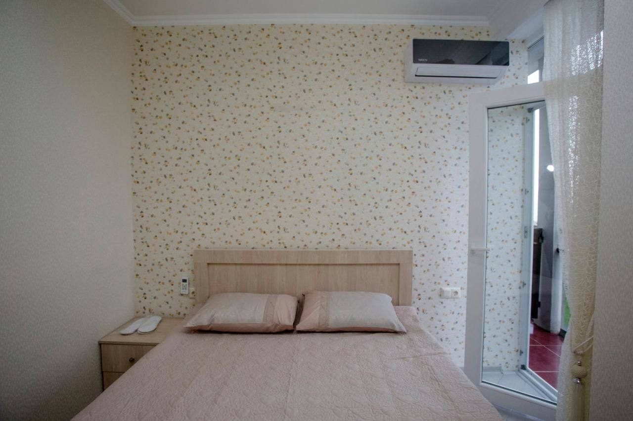 Мини-отель 5 Rooms Батуми-26