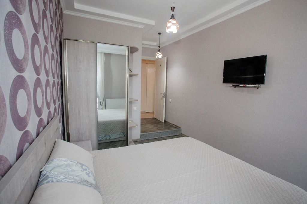 Мини-отель 5 Rooms Батуми-53