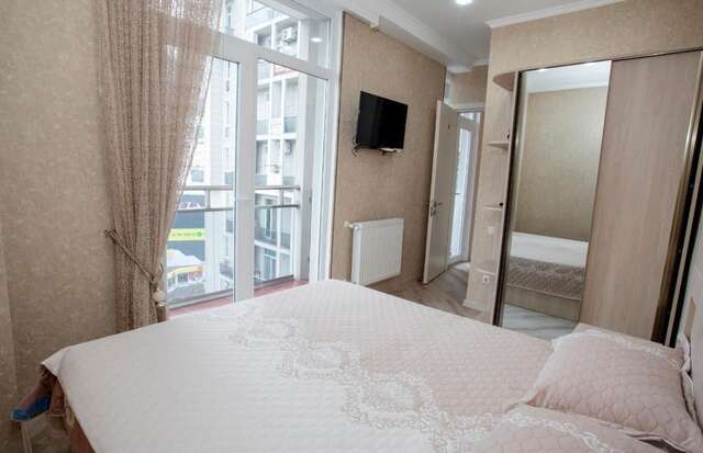 Мини-отель 5 Rooms Батуми-22