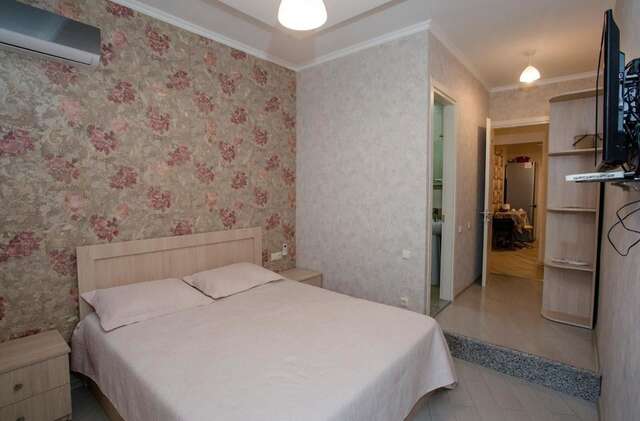 Мини-отель 5 Rooms Батуми-23