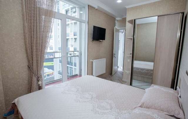 Мини-отель 5 Rooms Батуми-49