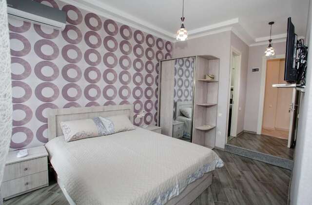 Мини-отель 5 Rooms Батуми-53