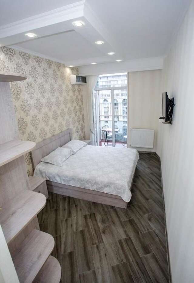 Мини-отель 5 Rooms Батуми-61
